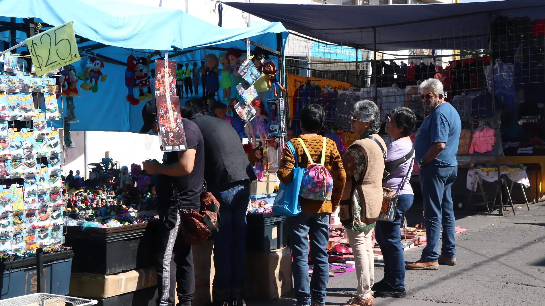 TIANGUIS (8)